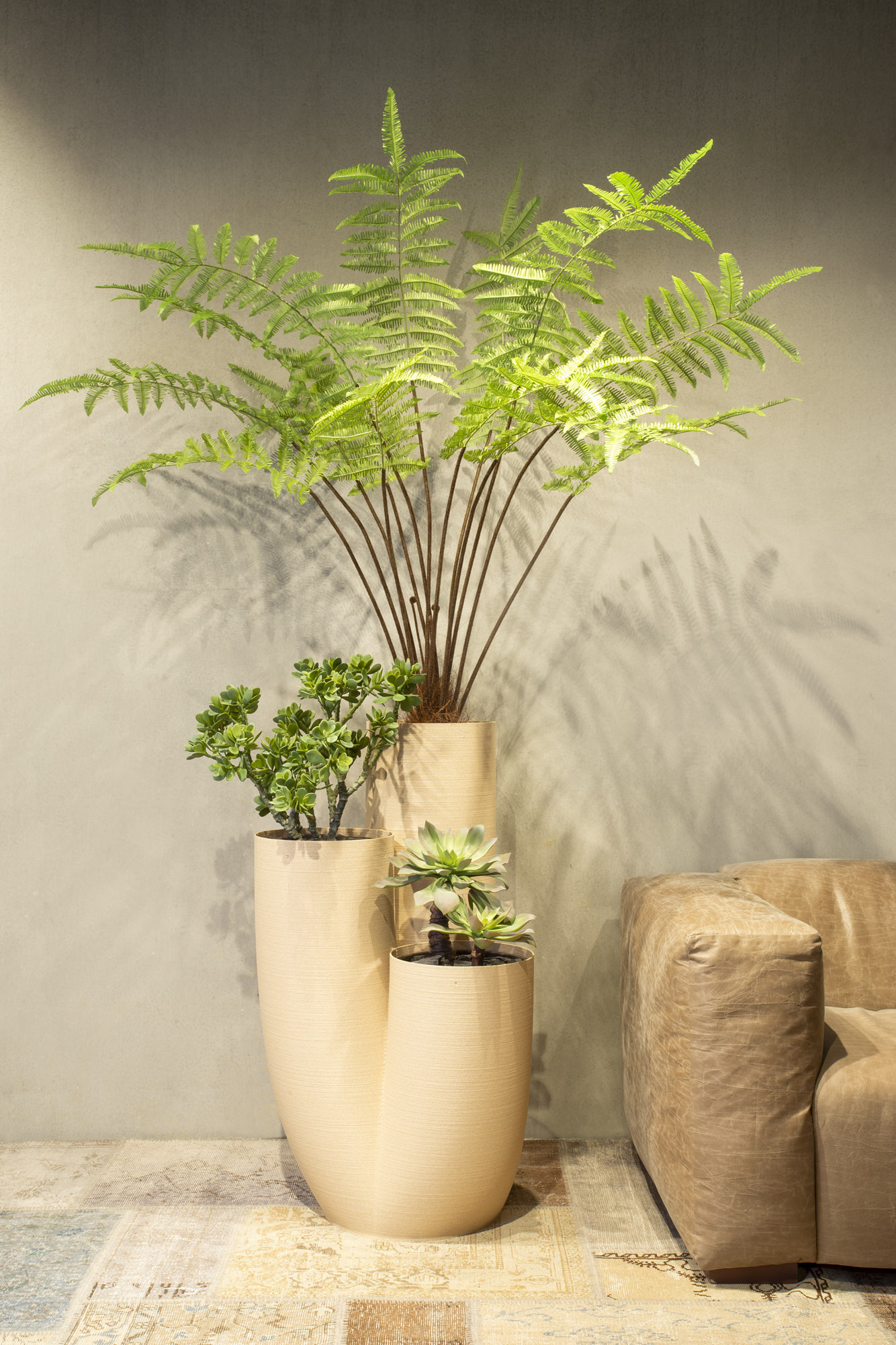 Babylon-Titelbild-NEUE-GRÖSSE scene of big size etagere pant pot Babylon for fleur ami